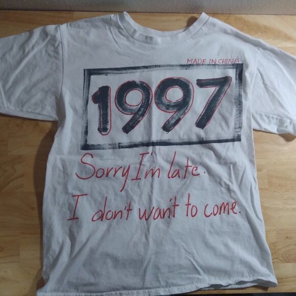 Vintage 1997 Sorry I'm Late T-Shirt - Picture 1 of 7